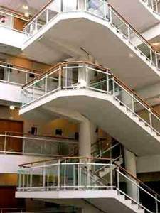 Exposition Atrium de Chaville-vue d'ensemble